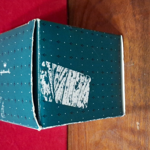 Hallmark Christmas ornament fine porcelain Bell Mother and Dad 1988 - Picture 7 of 7